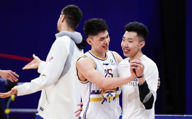 免费在线亚洲视频